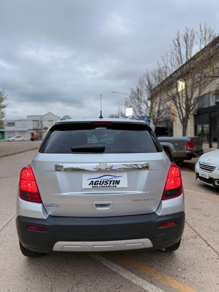 Chevrolet TRACKER — foto 4